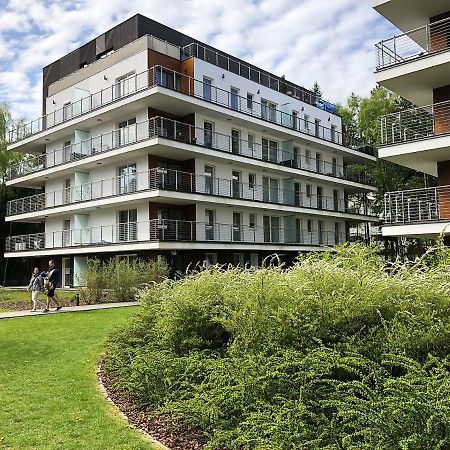 Family Apartment Golden Tulip Miedzyzdroje Exteriör bild